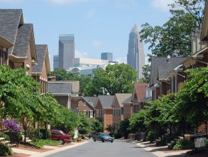 Dilworth,_Charlotte,_NC,_USA_-_panoramio